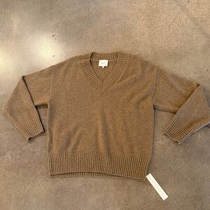 Reformation Dachshund Jadey Cashmere Oversized V-Neck Sweater - Women's S